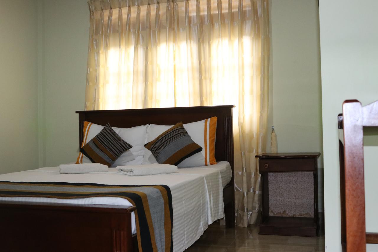 Sanasuma Rest Hotell Anuradhapura Eksteriør bilde
