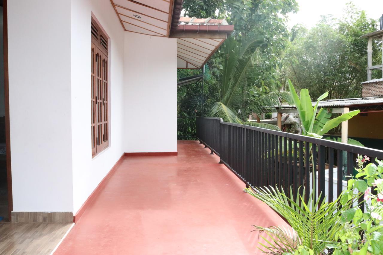 Sanasuma Rest Hotell Anuradhapura Eksteriør bilde